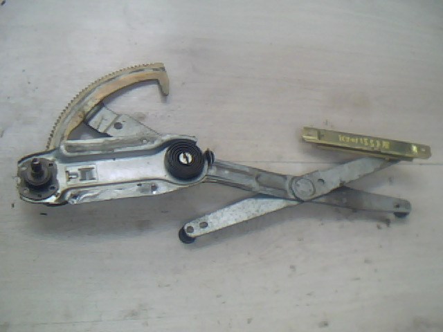 FORD SIERRA 87-91 Jobb első ablakemelő szerkezet mechanikus 1. kép