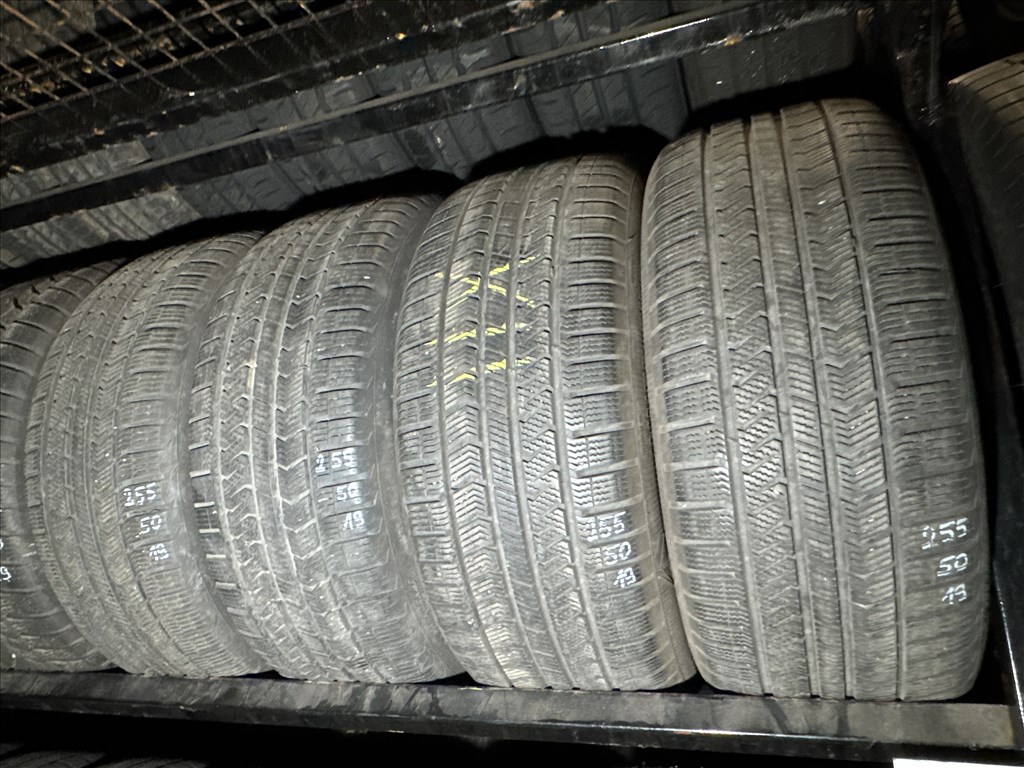 255/50 R19 Vredestein Quatrac 5 107W l 6mm l 4db l DOT2418 1. kép