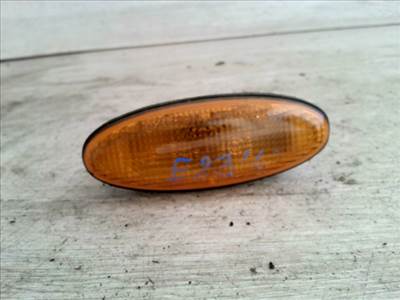 MAZDA MPV 99-05 Oldal Irányjelző pozíció független