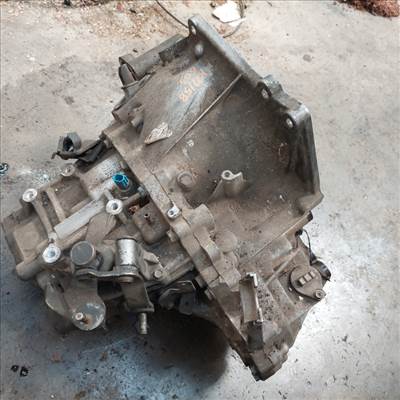 NISSAN PRIMERA P12 2001-2007 Sebességváltó. benzines manuális