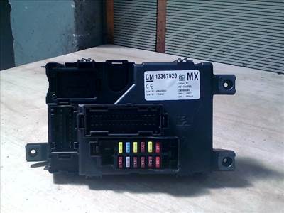 OPEL Corsa D 2011.03 - 2014.08 Biztosítéktábla BCM BSI BSM SAM GEM modul Utastér