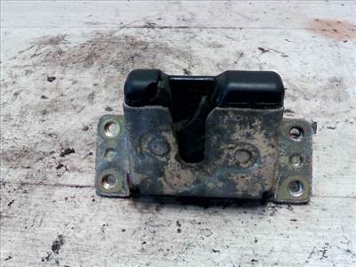 OPEL VECTRA B 99-01 Csomagtér ajtó zárszerkezet