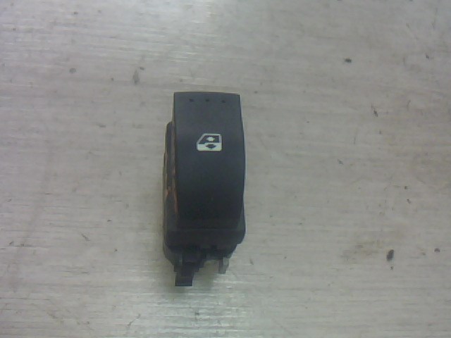 RENAULT LAGUNA 00-05 Bal hátsó ablakemelő kapcsoló 1. kép