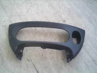 RENAULT MEGANE 99-02 Középkonzol keret