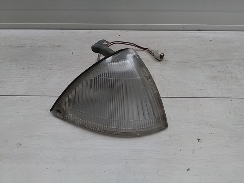 SUZUKI SWIFT 89-96 Jobb helyzetjelző 1. kép