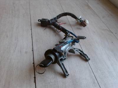 SUZUKI SWIFT 96-05 Gyújtáskapcsoló