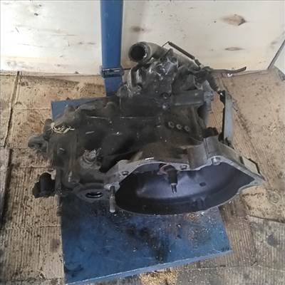 SUZUKI SWIFT 96-05 Sebességváltó. benzines manuális