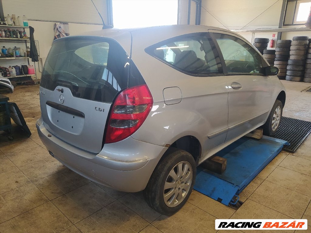 MERCEDES-BENZ A-CLASS (W169) A 200 CDI - Bontódik! 6. kép