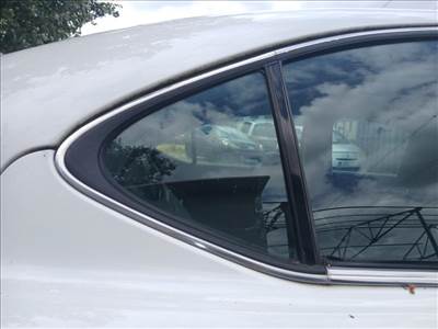 Lexus IS 220d jobb hátsó kis ablak üveg 