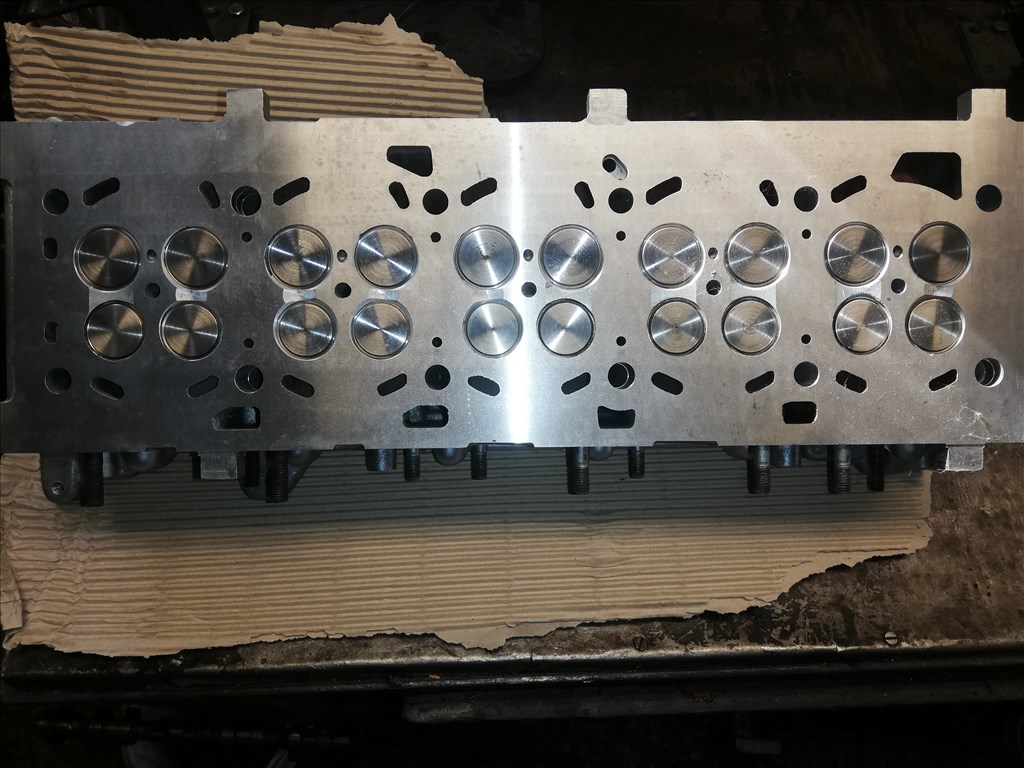 Alfa Romeo 159 2.4 JTDM 20V Alfa 2.4 jtd hengerfej 1. kép