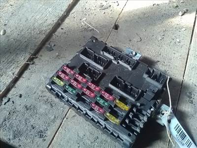 FIAT PUNTO I. Biztosítéktábla BCM BSI BSM SAM GEM modul 