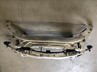 Mercedes Benz C osztály W 205 zárhíd , homlokfal , lámpakeret , energia elnyelő 