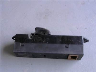 MITSUBISHI LANCER 98-01 Jobb hátsó ablakemelő kapcsoló