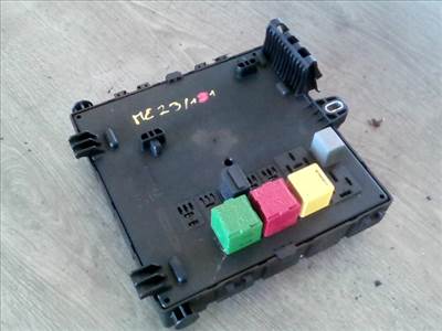 OPEL Signum 2002.09.01-2005.08.31 Biztosítéktábla BCM BSI BSM SAM GEM modul 