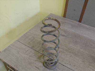 SEAT Arosa 97.04-00.08 Bal hátsó rugó 