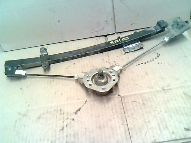 SUZUKI SWIFT 89-96 Bal hátsó ablakemelő szerkezet mechanikus 1. kép