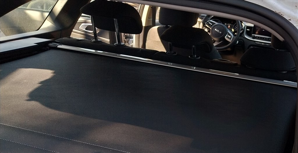 Kia Cee'd (CD) bontott alkatrészei 7. kép