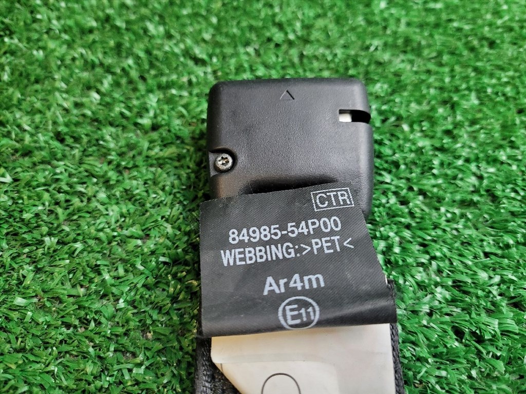 SUZUKI VITARA Hátsó középső Biztonsági Öv Csat 8498554P00 8498554p01 3. kép