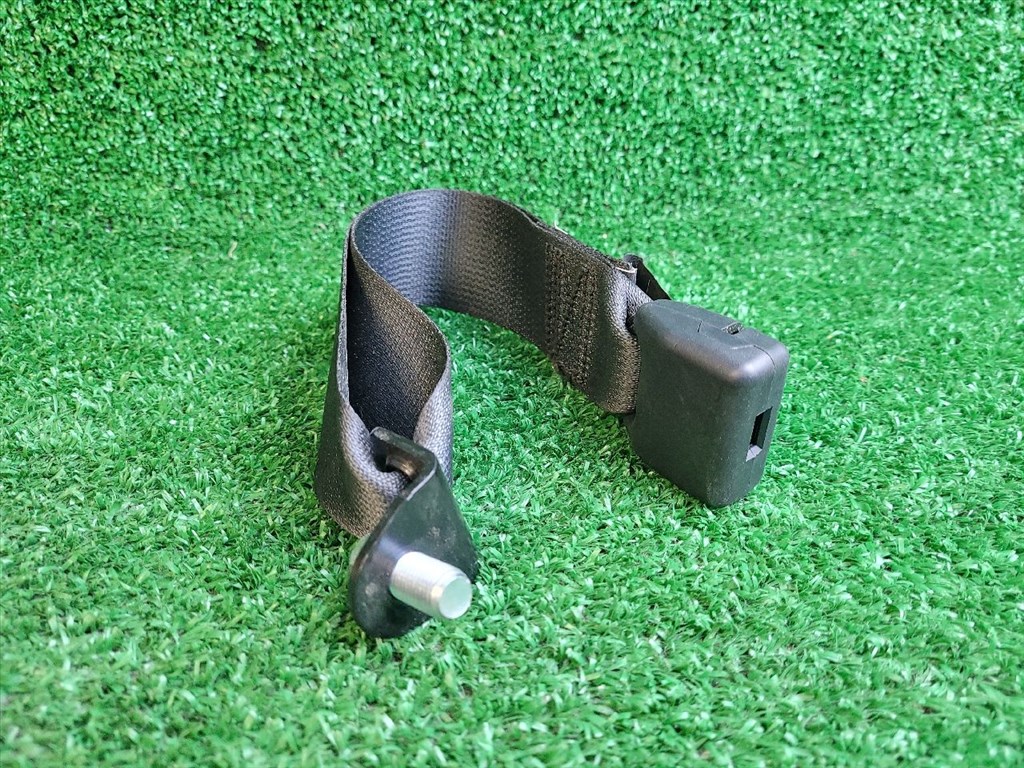 SUZUKI VITARA Hátsó középső Biztonsági Öv Csat 8498554P00 8498554p01 6. kép