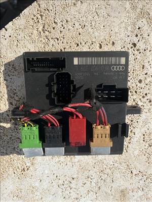 Audi A4 (B6/B7) Komfort modul  80e0907279l