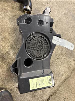 Audi A3 (8P) mélyláda  8p4035382