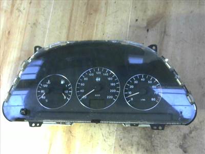 ALFA ROMEO ROMEO 145 Kilométeróra
