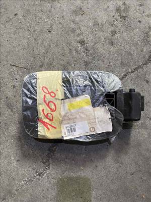  Audi A4 tanksapka betét  8k0809999d