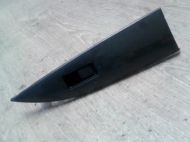 MAZDA 6 05-08 Jobb hátsó ablakemelő kapcsoló 1. kép