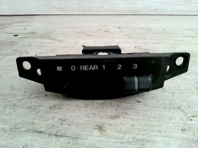 MAZDA MPV 99-05 Fűtőmotor kapcsoló 1. kép