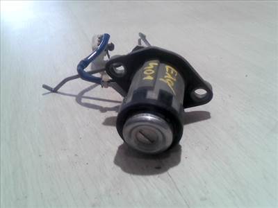 MAZDA XEDOS 6 92- Csomagtérajtó dugózár