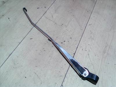 NISSAN MICRA K10 82.10-92.12 Ablaktörlő kar hátsó