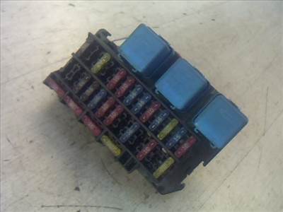 NISSAN VANETTE CARGO Biztosítéktábla BCM BSI BSM SAM GEM modul Utastér