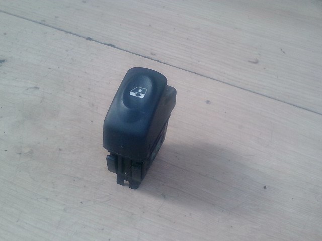 RENAULT MEGANE SCENIC 97-99 Ablakemelő kapcsoló pozíció független 1. kép