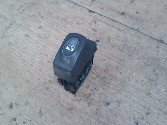 RENAULT MEGANE SCENIC 99-03 Ablakemelő kapcsoló pozíció független 1. kép