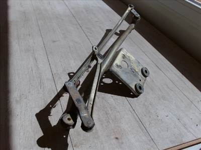 SAAB 9-5 97.09-01.08 Ablaktörlő mechanika első