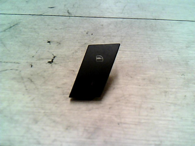 SEAT CORDOBA 02.09-08.02 Bal hátsó ablakemelő kapcsoló 1. kép