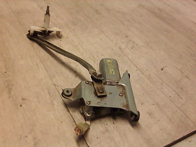 SUZUKI SWIFT 96-05 Ablaktörlő motor hátsó 1. kép