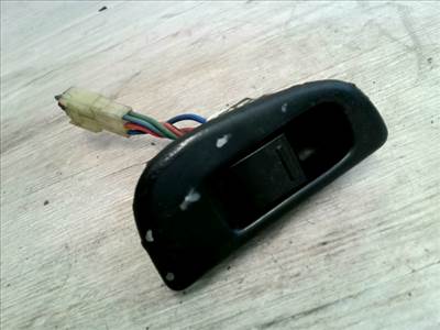 SUZUKI SWIFT 96-05 Jobb hátsó ablakemelő kapcsoló