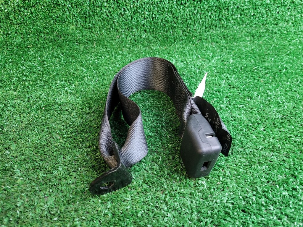 SUZUKI VITARA Hátsó középső Biztonsági Öv Csat 8498554P00 8498554p01 5. kép