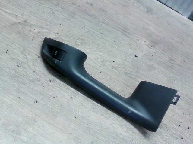 AUDI A3 96-00 Jobb első ablakemelő kapcsoló 1. kép