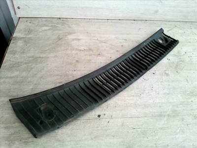 DAEWOO FSO Jobb levélrács