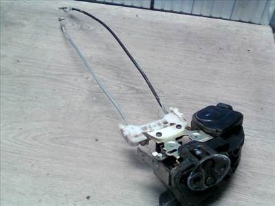 HYUNDAI Elantra 2001.01.01-2003.12.31 Bal első ajtó zárszerkezet központi záras