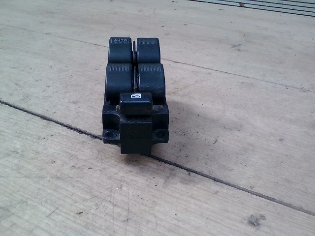 MAZDA 323F 98-04 Bal első ablakemelő kapcsoló 1. kép