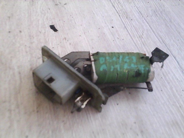 OPEL ASTRA F 94-02 Fűtőmotor előtét ellenállás  1. kép