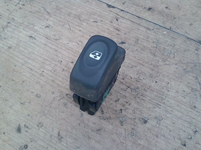 RENAULT MEGANE SCENIC 99-03 Ablakemelő kapcsoló pozíció független 1. kép