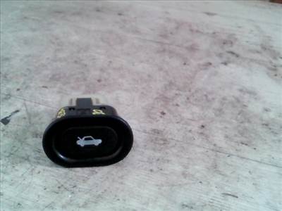 SAAB 9-3 98.04-02.09 Csomagtartó nyitó gomb