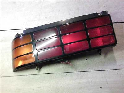 SUZUKI SWIFT 89-96 Bal hátsó lámpa