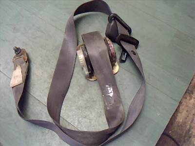 SUZUKI SWIFT 96-05 Jobb első biztonsági öv