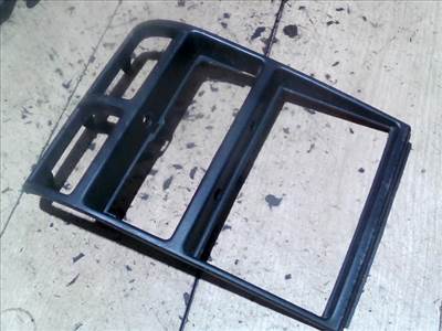 SUZUKI SWIFT 96-05 Középkonzol keret