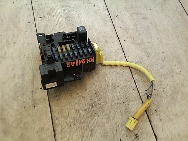 SUZUKI WAGON R Biztosítéktábla BCM BSI BSM SAM GEM modul Utastér 1. kép